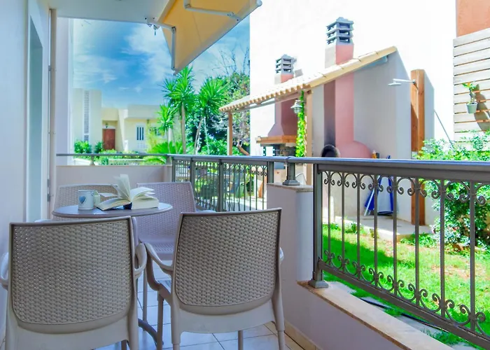 Vakakis-Me Apartments